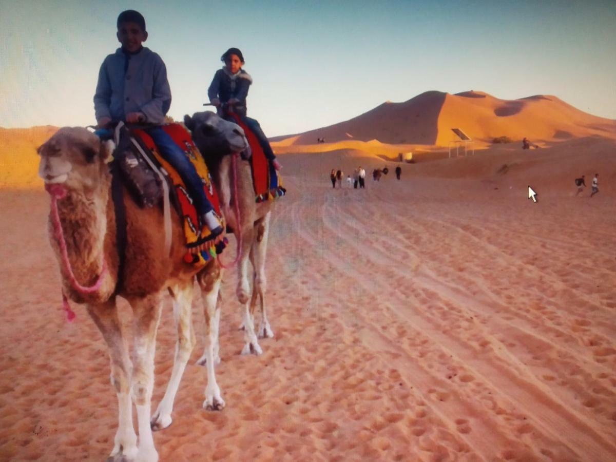 Maison Riad Tamarighte Merzouga Esterno foto